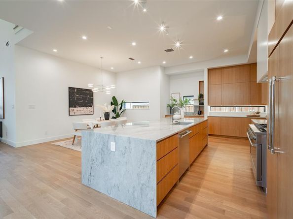 7319  Casa Loma Avenue , Dallas Texas 75214