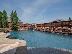 7706  Meadow Glen Drive , Sachse Texas 75048