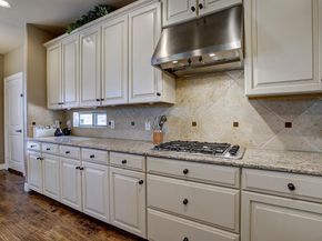7706  Meadow Glen Drive , Sachse Texas 75048