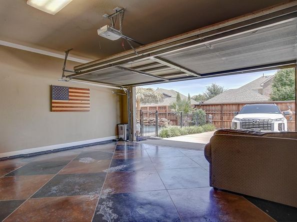 7706  Meadow Glen Drive , Sachse Texas 75048