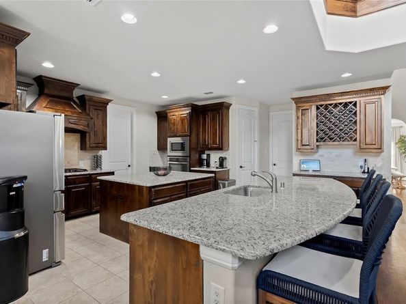600  Sierra Avenue , Mansfield Texas 76063