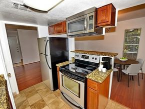 4317  Hartford Street  107, Dallas Texas 75219