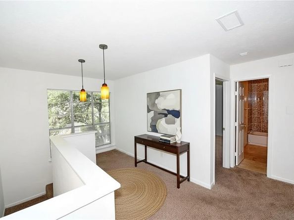 4317  Hartford Street  107, Dallas Texas 75219