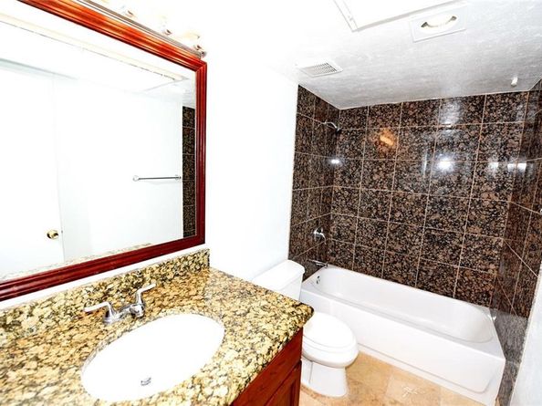 4317  Hartford Street  107, Dallas Texas 75219