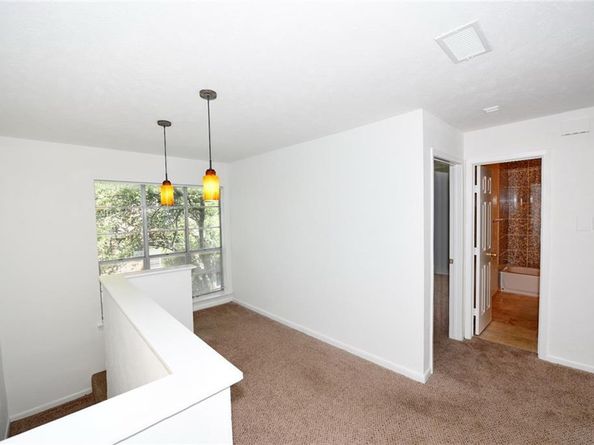 4317  Hartford Street  107, Dallas Texas 75219