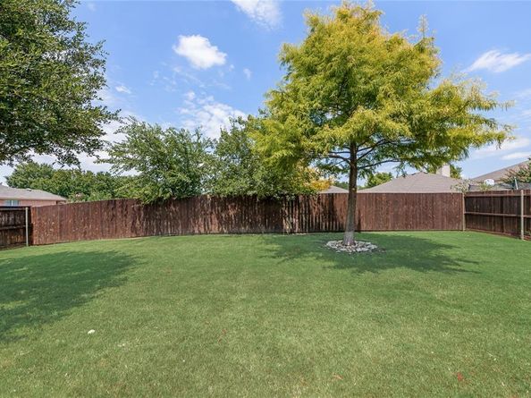 9844  Carter Drive , McKinney Texas 75072