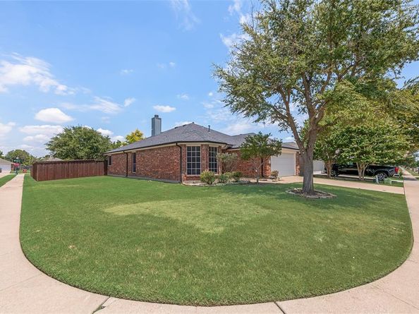 9844  Carter Drive , McKinney Texas 75072