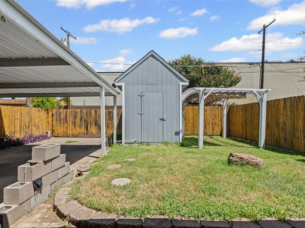 1313  Abbott Drive , Irving Texas 75060