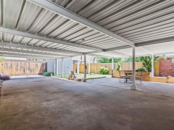 1313  Abbott Drive , Irving Texas 75060