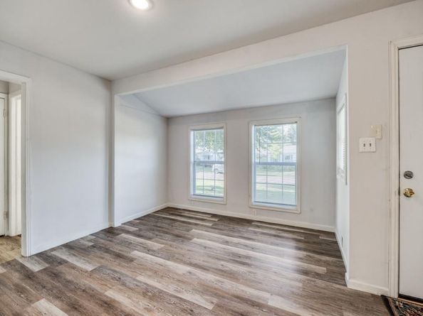 1513  Lakeside Drive , Garland Texas 75042