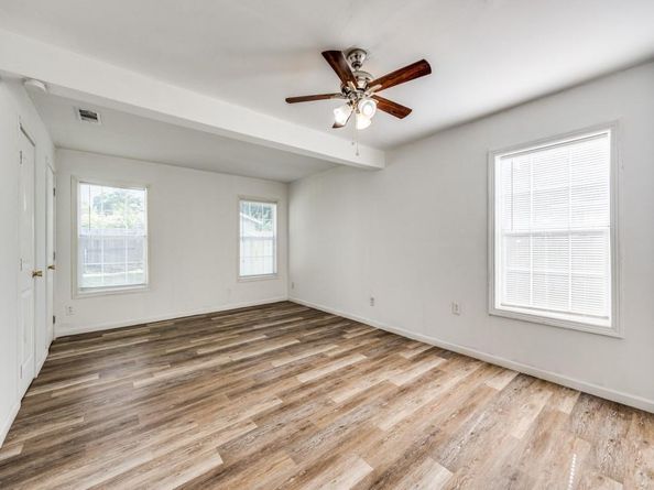 1513  Lakeside Drive , Garland Texas 75042
