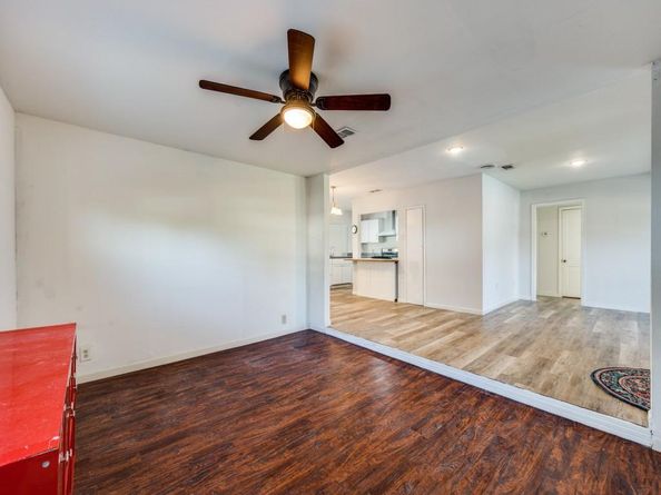 1513  Lakeside Drive , Garland Texas 75042