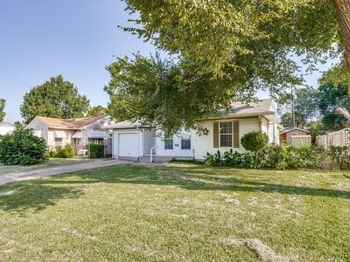 1513  Lakeside Drive 