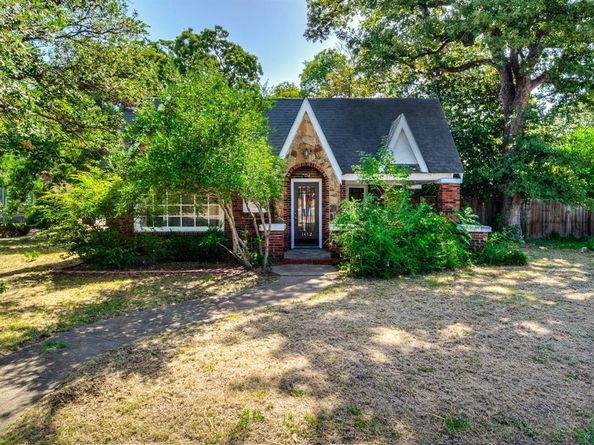 1412 N Riverside Drive , Fort Worth Texas 76111