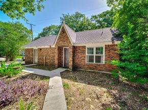 1412 N Riverside Drive , Fort Worth Texas 76111