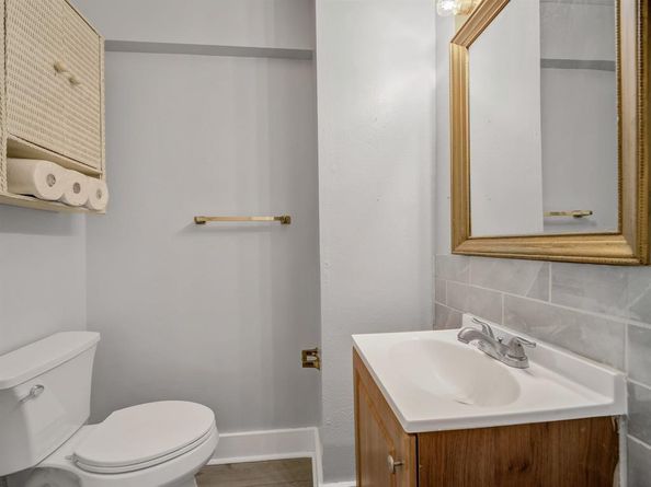1412 N Riverside Drive , Fort Worth Texas 76111