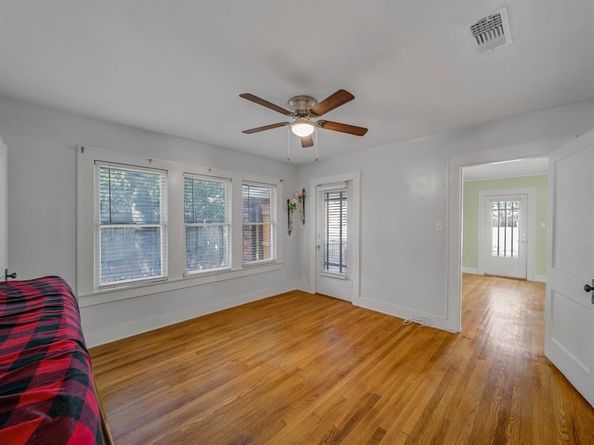 1412 N Riverside Drive , Fort Worth Texas 76111