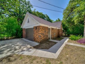 1412 N Riverside Drive , Fort Worth Texas 76111