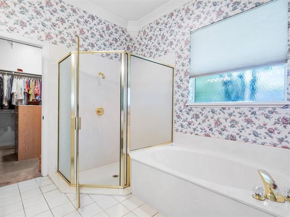 1310  Brittany Lane , Mansfield Texas 76063