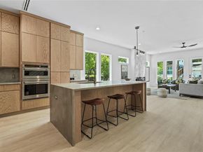 1821  Pollard Street , Dallas Texas 75208
