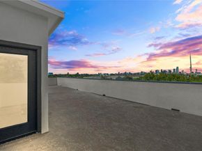 1821  Pollard Street , Dallas Texas 75208