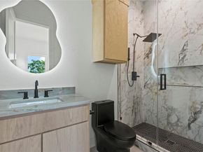 1821  Pollard Street , Dallas Texas 75208