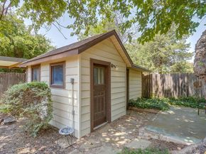 2415  Embrey Place , Fort Worth Texas 76111
