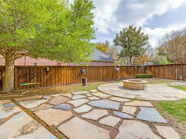 5  Pamela Court , Mansfield Texas 76063