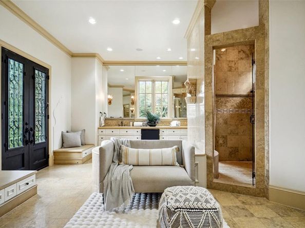 2201  La Rochelle  , Flower Mound Texas 75022
