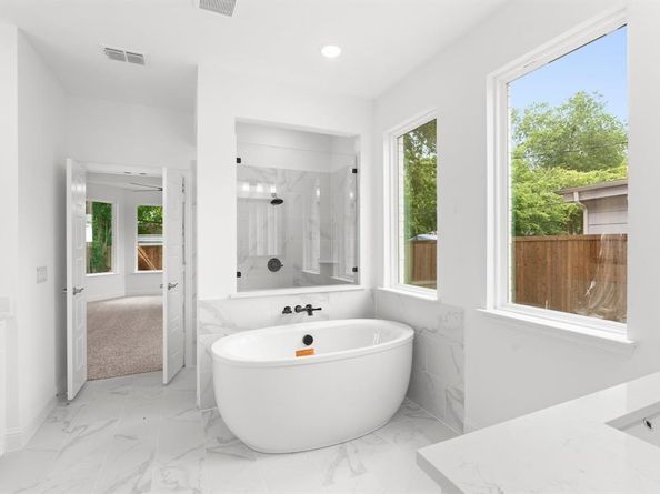 848  Northwood Road , Fort Worth Texas 76107