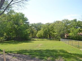 372  Shoreline Drive , Azle Texas 76020