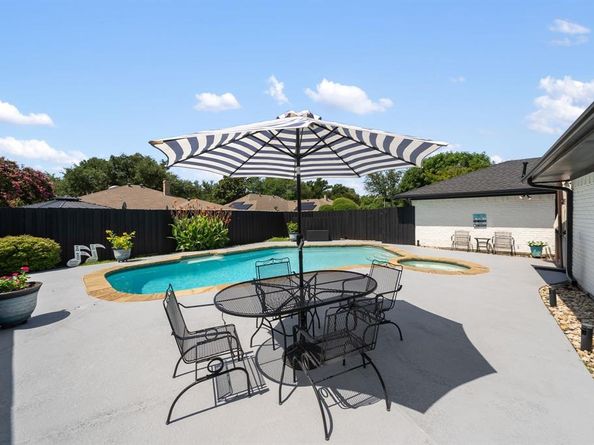 1114  Rainbow Drive , Richardson Texas 75081
