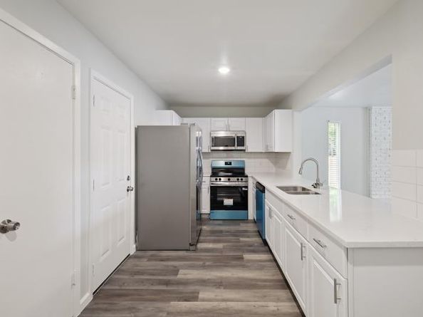 6342  Silvery moon Drive , Dallas Texas 75241