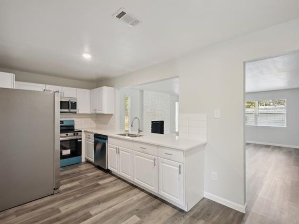 6342  Silvery moon Drive , Dallas Texas 75241