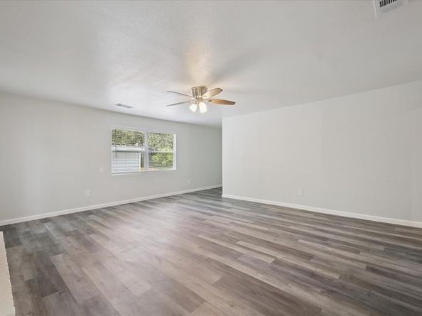 6342  Silvery moon Drive , Dallas Texas 75241
