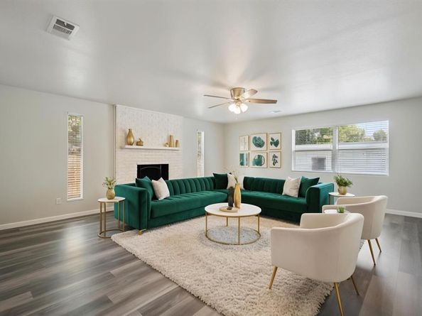 6342  Silvery moon Drive , Dallas Texas 75241