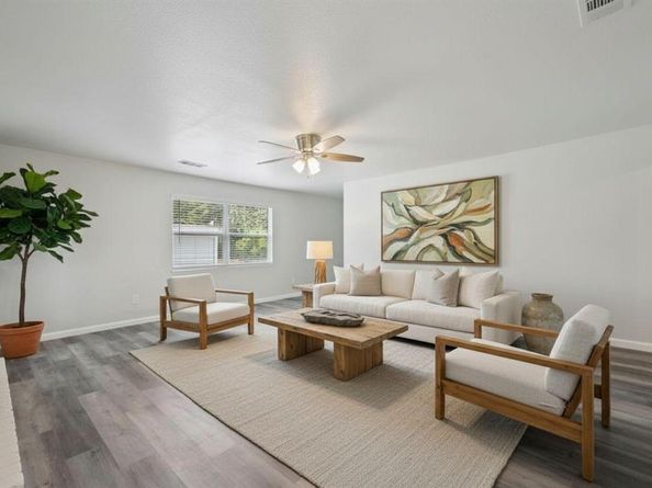 6342  Silvery moon Drive , Dallas Texas 75241