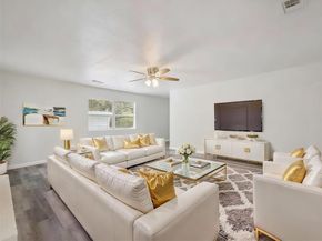 6342  Silvery moon Drive , Dallas Texas 75241