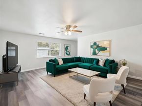 6342  Silvery moon Drive , Dallas Texas 75241