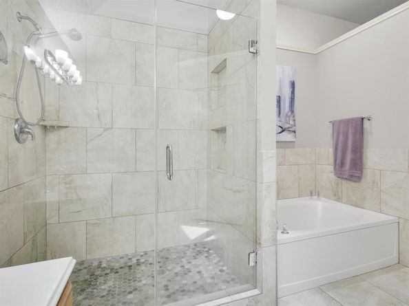 806  Red Oak Drive , Lewisville Texas 75067