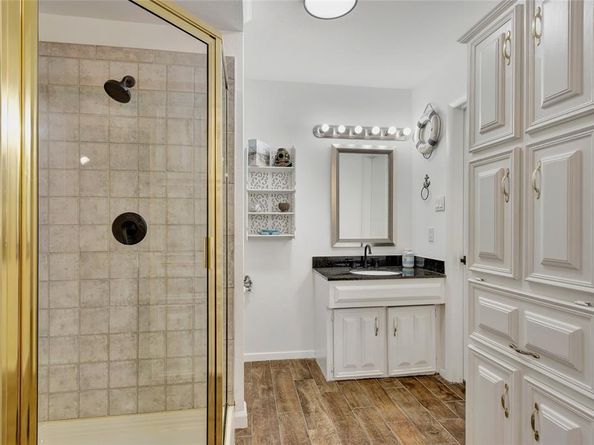 1  Easy Street , Hickory Creek Texas 75065