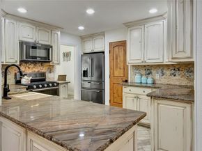 1  Easy Street , Hickory Creek Texas 75065