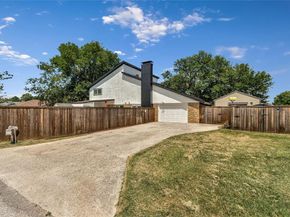1  Easy Street , Hickory Creek Texas 75065