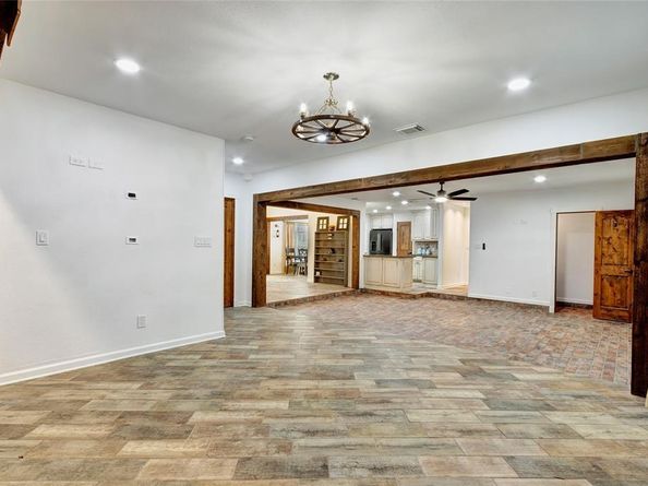 1  Easy Street , Hickory Creek Texas 75065