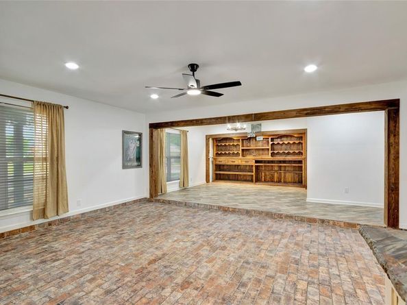 1  Easy Street , Hickory Creek Texas 75065