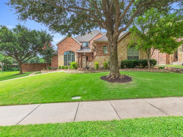 6301  Castle Rock Circle , McKinney Texas 75071