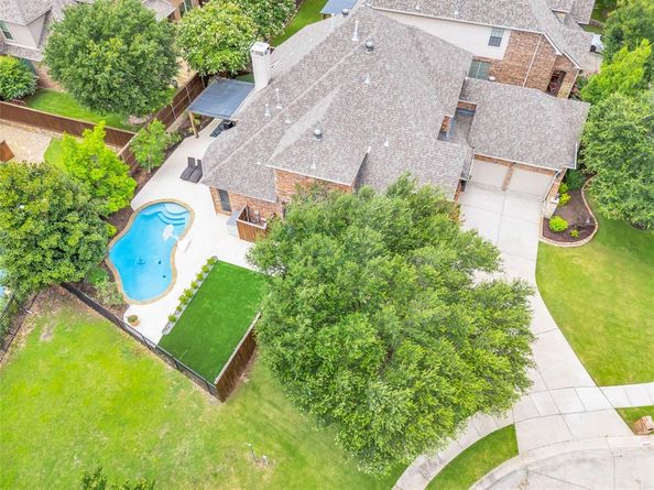 6301  Castle Rock Circle , McKinney Texas 75071