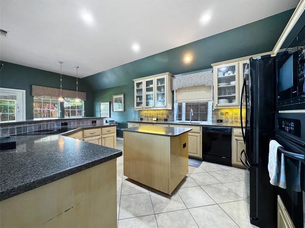 2629  Valley Creek Trail , McKinney Texas 75072