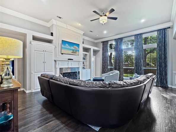 2629  Valley Creek Trail , McKinney Texas 75072