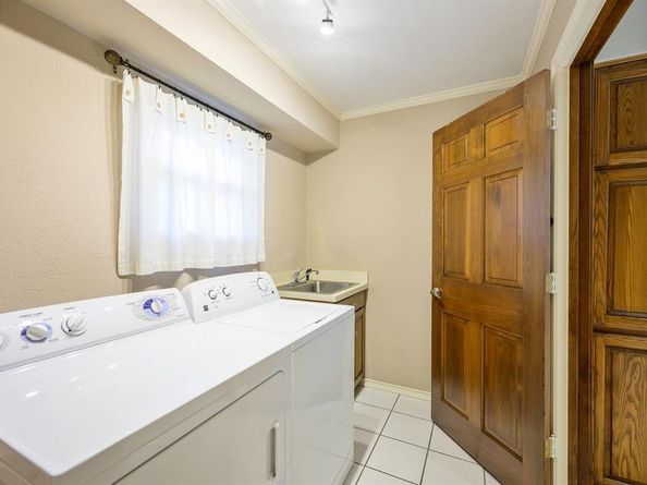 7028  Mumford Street , Dallas Texas 75252